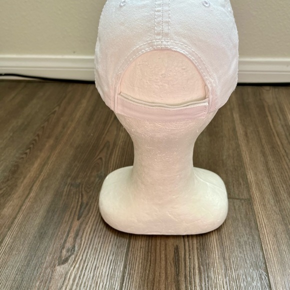 OTTO White Cap with Red Logo - Picture 4 of 9